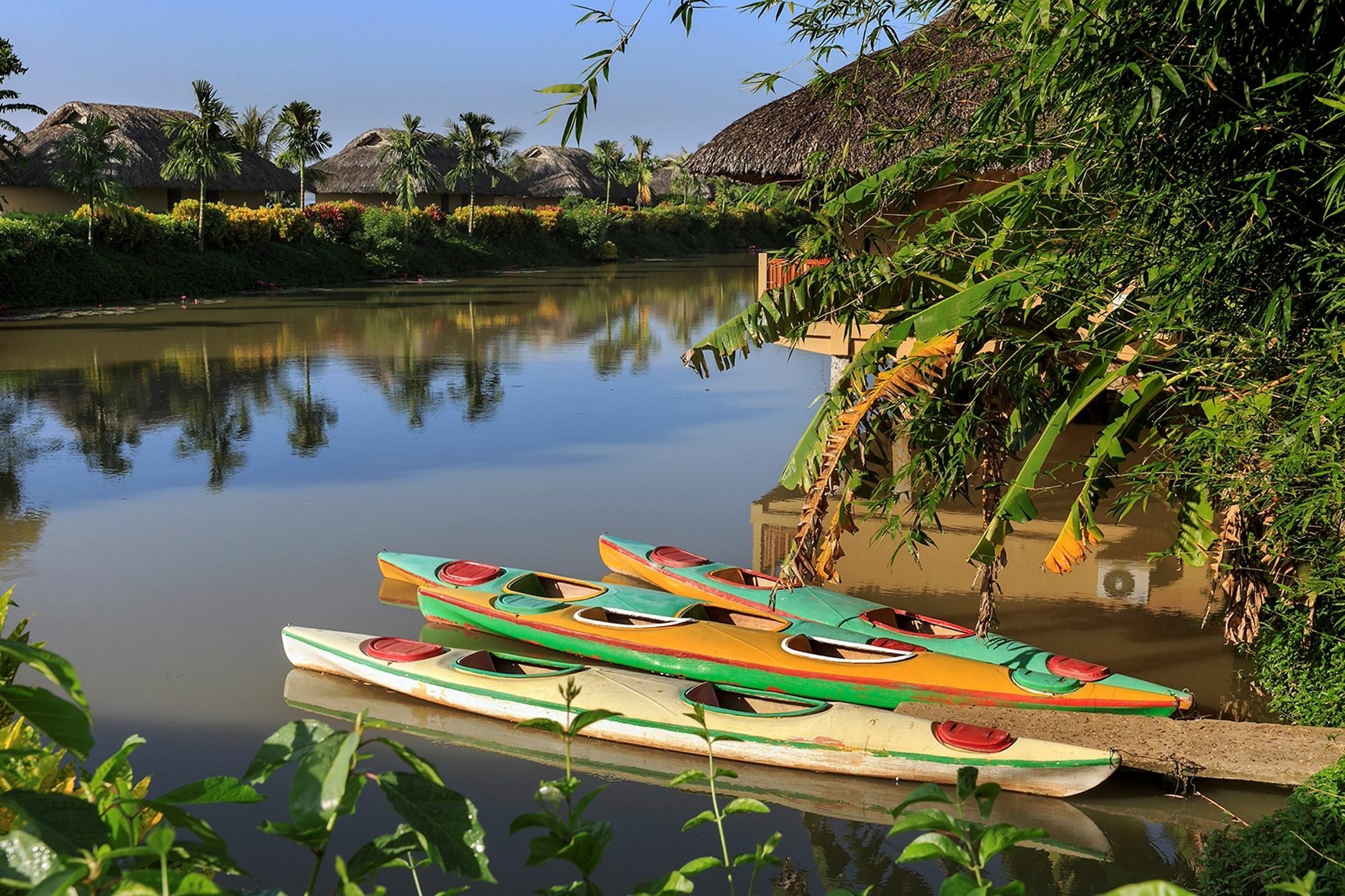 Mekong Riverside Boutique Resort & Spa Кайбе Экстерьер фото